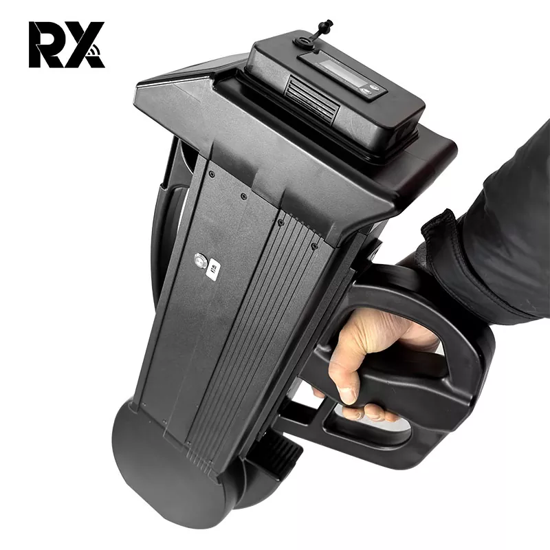 पोर्टेबल ह्यान्डहेल्ड पूर्ण ब्यान्ड 8 च्यानल ड्रोन जैमर डिटेक्टर